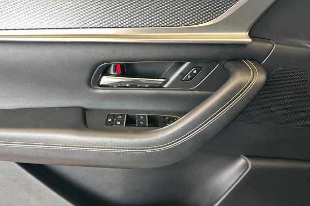 2024 Mazda X-90 3.3 Turbo Preferred Plus
