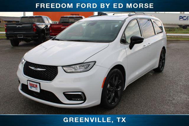 2025 Chrysler Pacifica Limited for sale in Greenville, TX