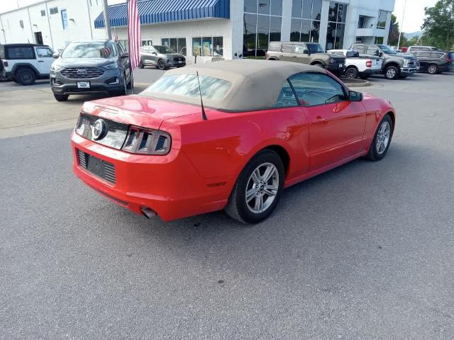 2014 Ford Mustang V6