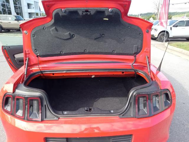 2014 Ford Mustang V6