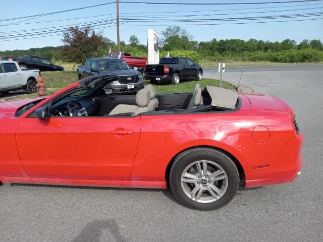 2014 Ford Mustang V6