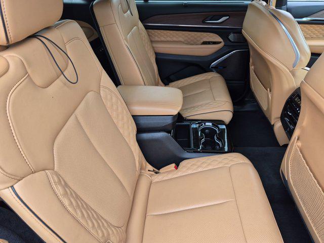 2023 Jeep Grand Cherokee L Summit 4x4