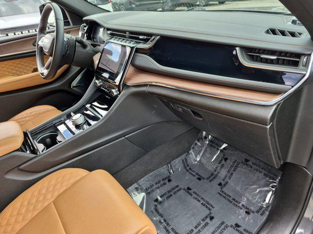 2023 Jeep Grand Cherokee L Summit 4x4