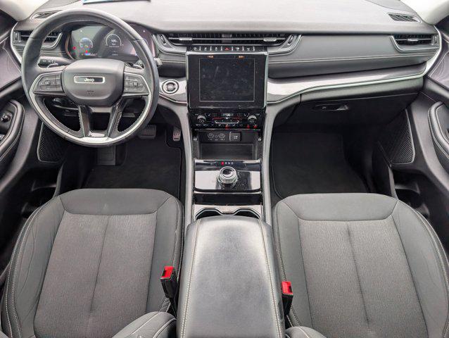 2021 Jeep Grand Cherokee Laredo 4x2