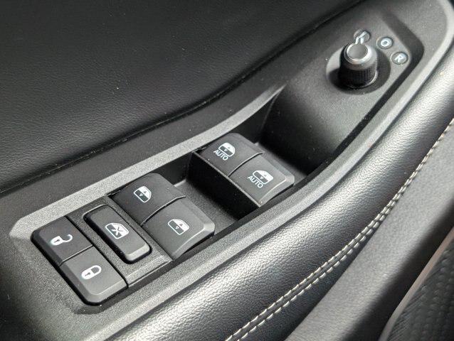2021 Jeep Grand Cherokee Laredo 4x2