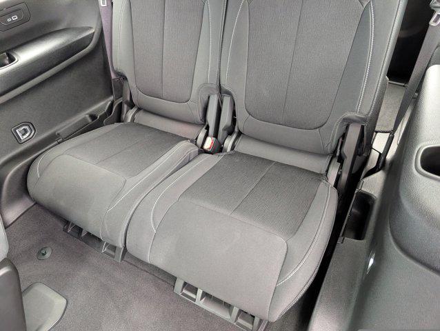 2021 Jeep Grand Cherokee Laredo 4x2