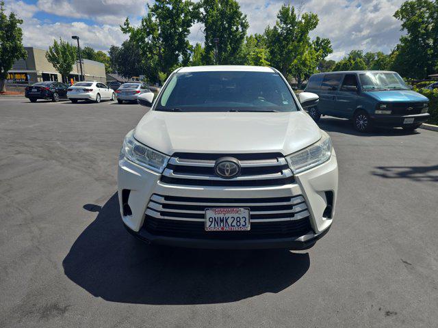 2017 Toyota Highlander Unknown