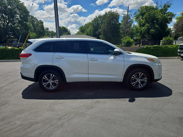2017 Toyota Highlander Unknown