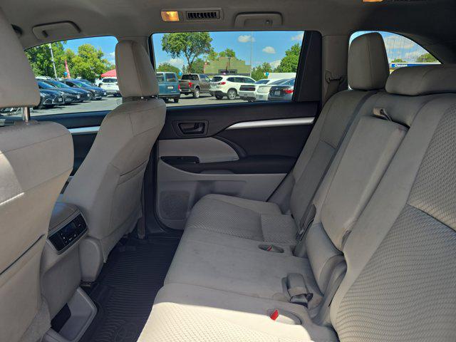 2017 Toyota Highlander Unknown