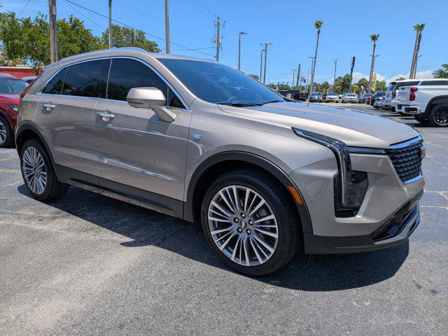 2024 Cadillac XT4 AWD Premium Luxury