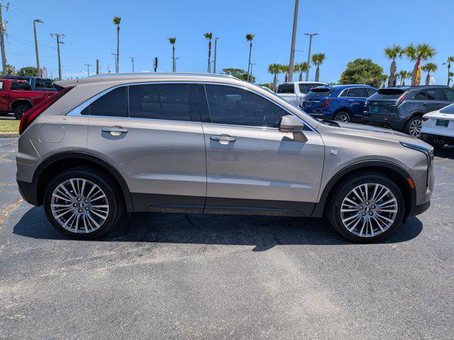 2024 Cadillac XT4 AWD Premium Luxury