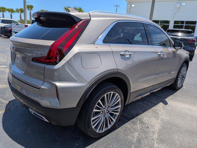 2024 Cadillac XT4 AWD Premium Luxury