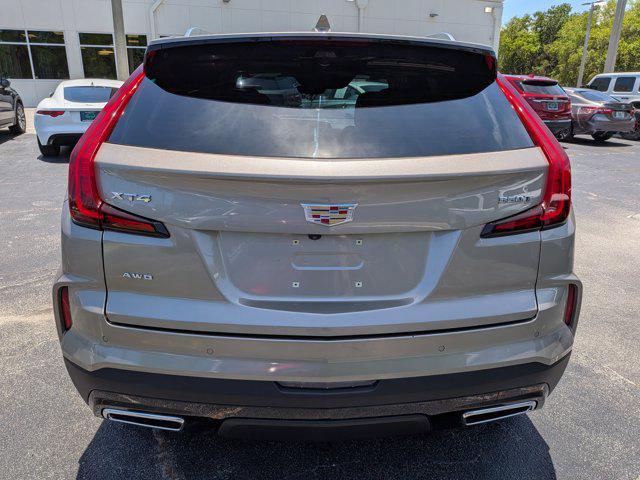 2024 Cadillac XT4 AWD Premium Luxury