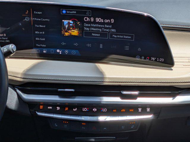 2024 Cadillac XT4 AWD Premium Luxury