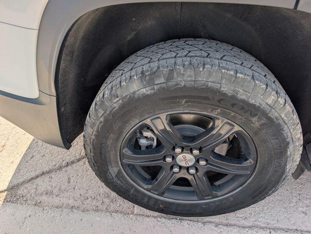 2023 GMC Acadia AWD AT4