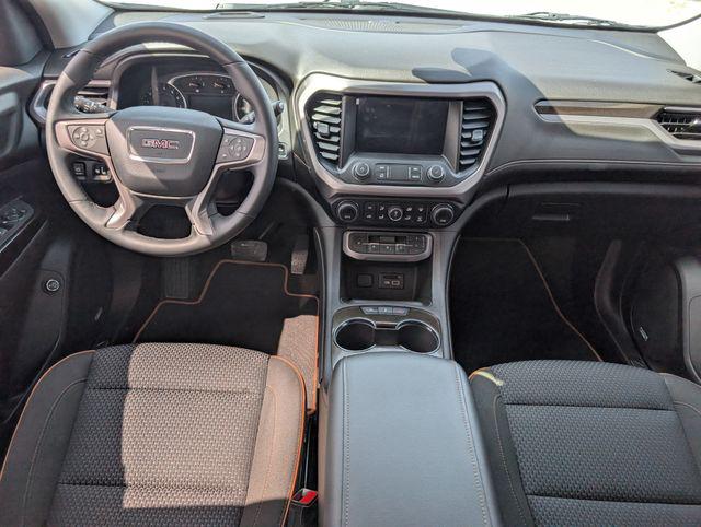 2023 GMC Acadia AWD AT4
