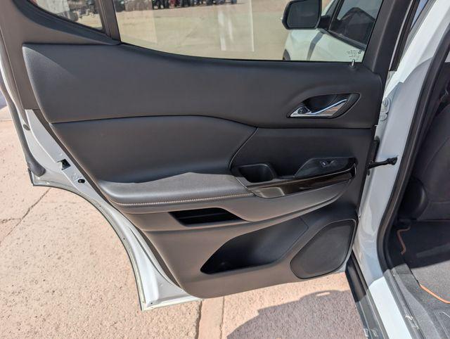 2023 GMC Acadia AWD AT4