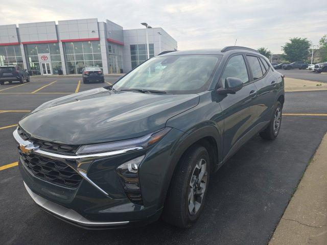 2025 Chevrolet Trax FWD LT