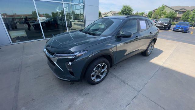2025 Chevrolet Trax FWD LT
