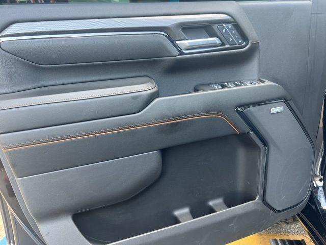 2025 GMC Sierra 3500HD 4WD Crew Cab Standard Bed AT4