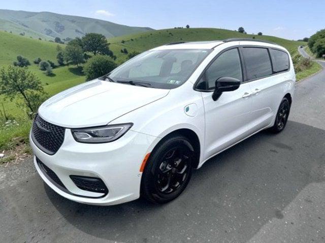 2025 Chrysler Pacifica Hybrid Premiuim S Appearance Package 2025 Chrysler Pacifica Hybrid Premiuim S Appearance Package