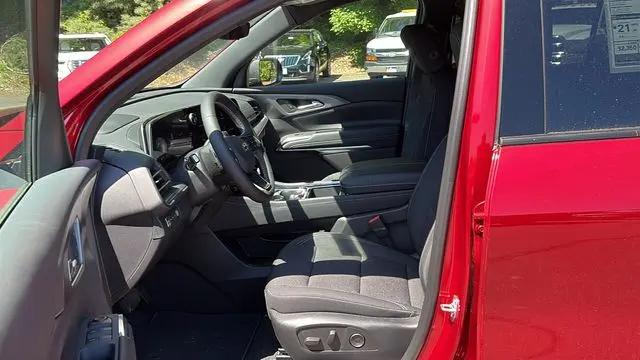 2026 Chevrolet Traverse AWD LT