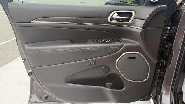 2017 Jeep Grand Cherokee Summit 4x4