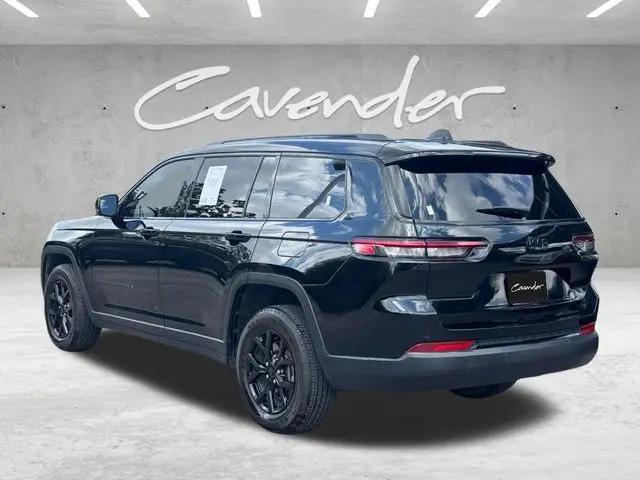 2025 Jeep Grand Cherokee L Altitude 4x2