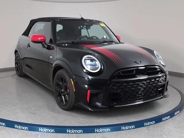 2025 MINI Cooper Convertible JCW Signature Trim
