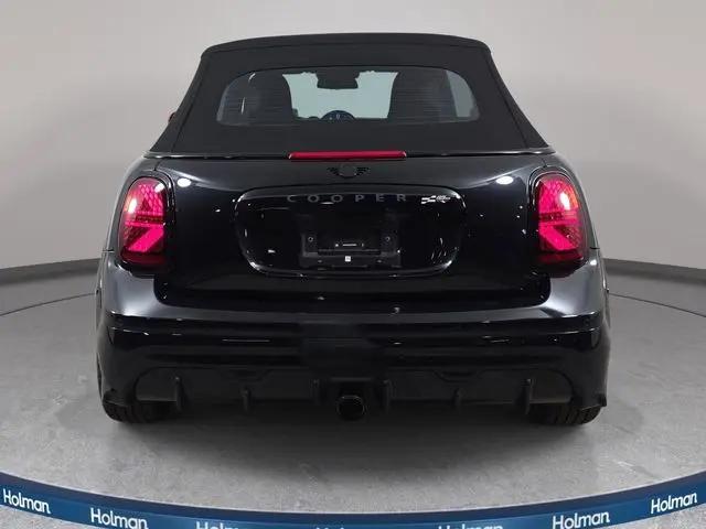 2025 MINI Cooper Convertible JCW Signature Trim