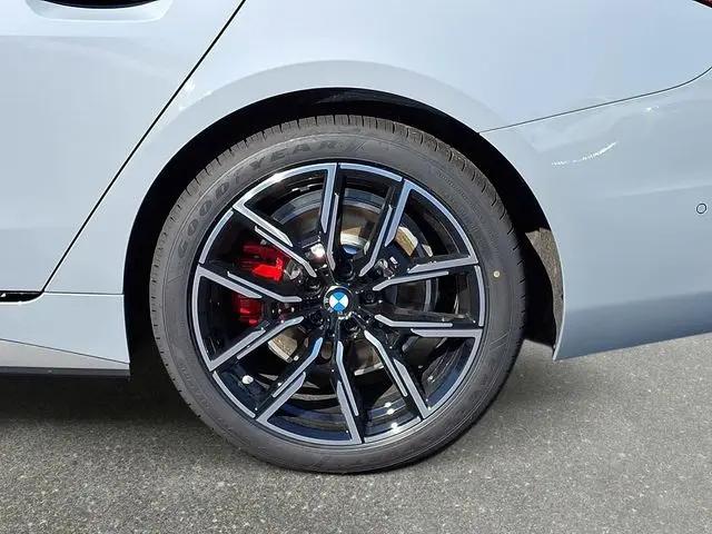 2026 BMW i4 xDrive40