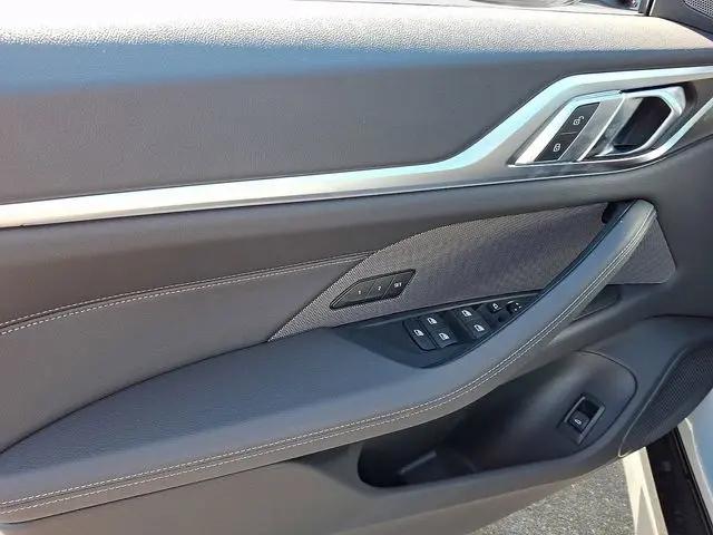 2026 BMW i4 xDrive40