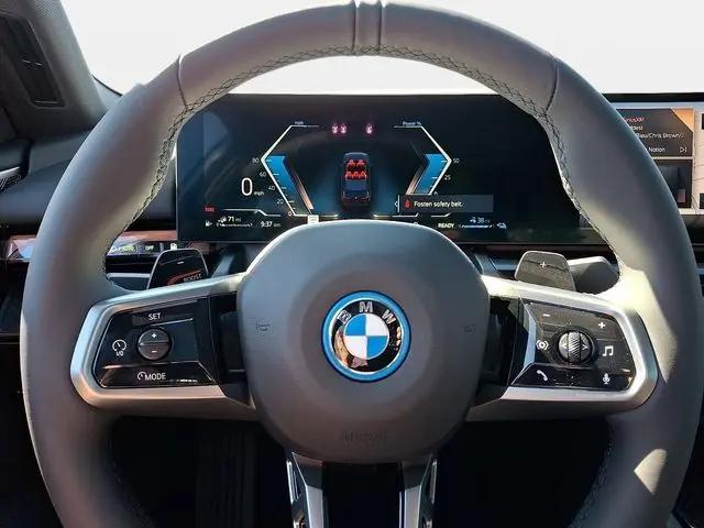 2027 BMW 5 Series 550e xDrive