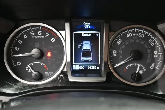 2022 Toyota Tacoma SR5 V6