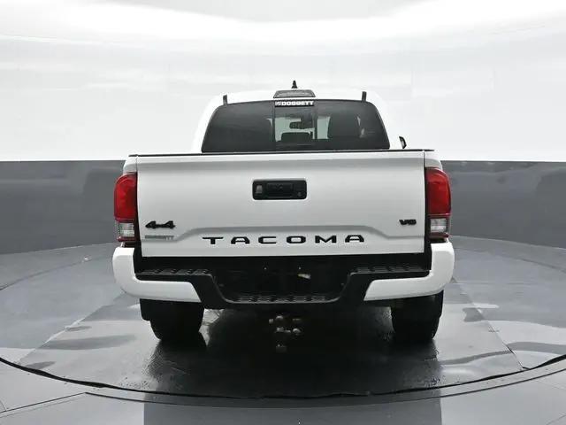 2022 Toyota Tacoma SR5 V6
