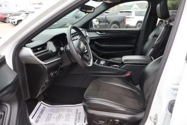 2023 Jeep Grand Cherokee L Altitude 4x4