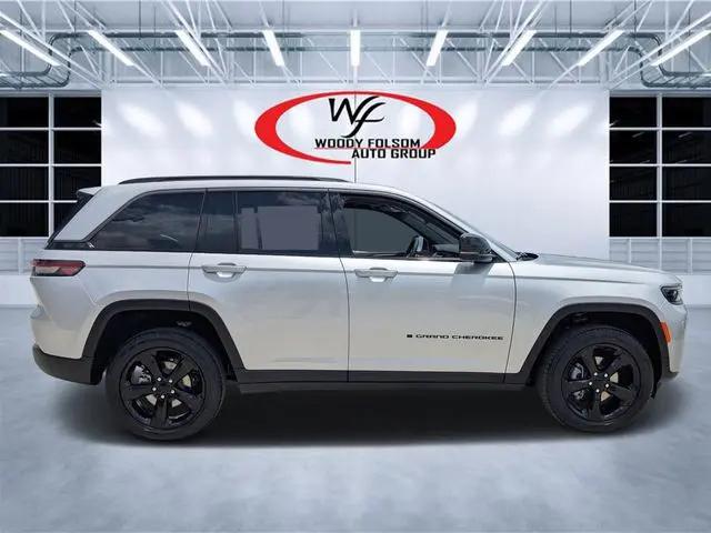 2026 Jeep Grand Cherokee Limited 4x2