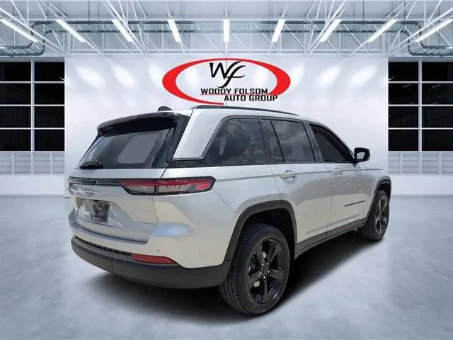2026 Jeep Grand Cherokee Limited 4x2