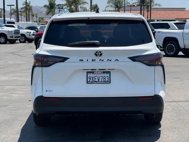 2026 Toyota Sienna LE