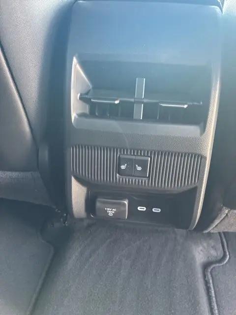 2026 Jeep Cherokee Overland 4x4