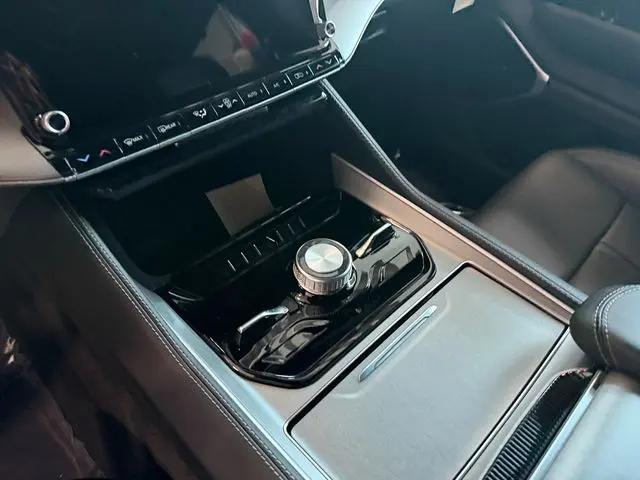 2026 Jeep Grand Wagoneer L Limited Reserve 4x4