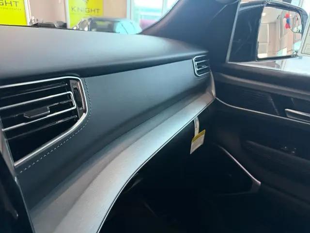 2026 Jeep Grand Wagoneer L Limited Reserve 4x4