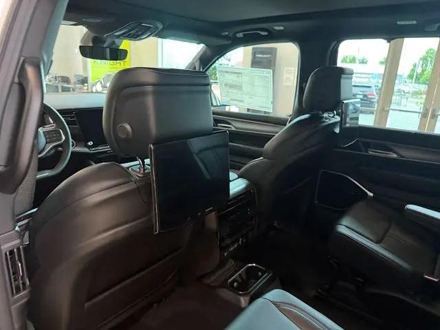 2026 Jeep Grand Wagoneer L Limited Reserve 4x4