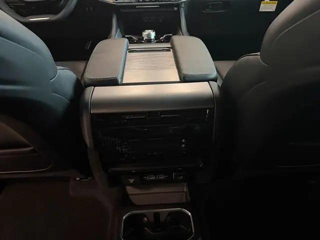 2026 Jeep Grand Wagoneer L Limited Reserve 4x4