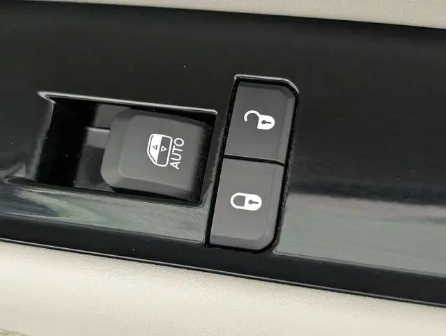 2024 Jeep Wagoneer Series I 4x2