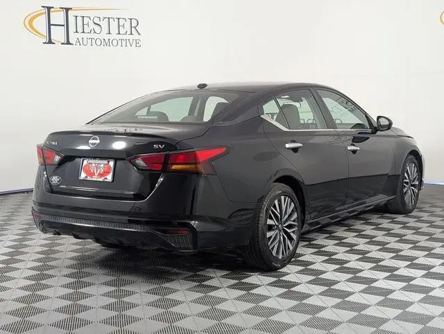 2024 Nissan Altima SV FWD