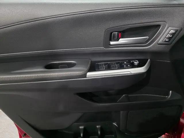 2025 Toyota Sienna Platinum