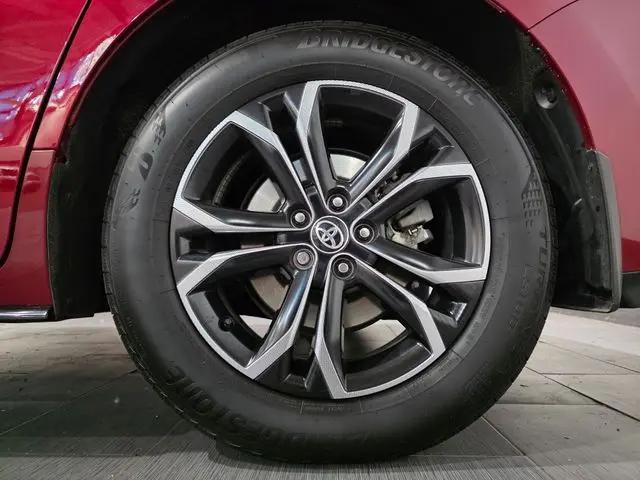 2025 Toyota Sienna Platinum