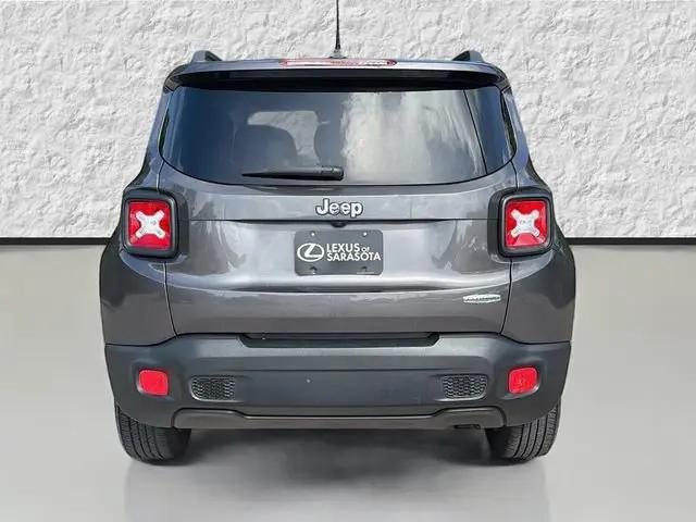 2017 Jeep Renegade Latitude FWD