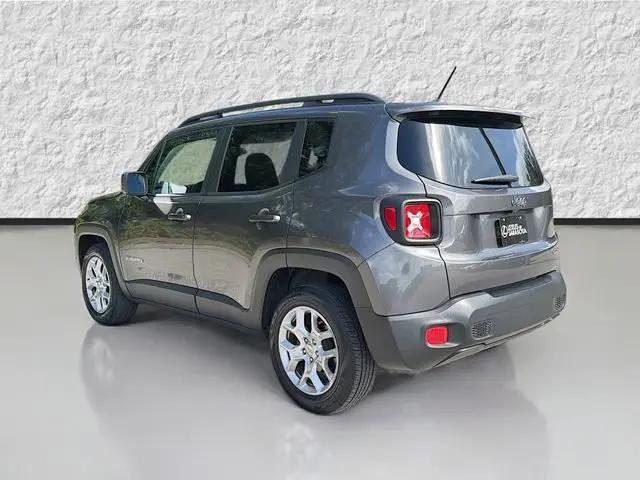 2017 Jeep Renegade Latitude FWD